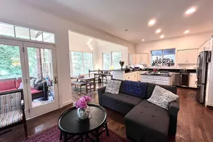 7809 Fox Gate Ct, Bethesda, MD 20817 - Photo 6