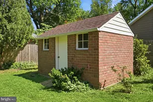 8008 Inspection House Rd, Potomac, MD 20854 - Photo 42