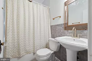 605 Ethan Allen Ave, Takoma Park, MD 20912 - Photo 12
