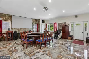 9704 Sunset Dr, Rockville, MD 20850 - Photo 22