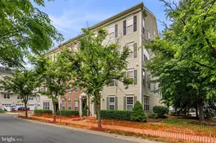 15 Swanton Ln, Gaithersburg, MD 20878 - Photo 2