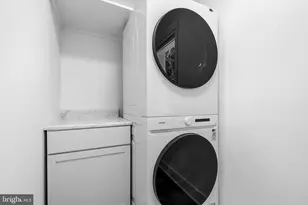 9828 Watts Branch Dr, Rockville, MD 20850 - Photo 14