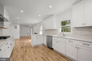 9828 Watts Branch Dr, Rockville, MD 20850 - Photo 16