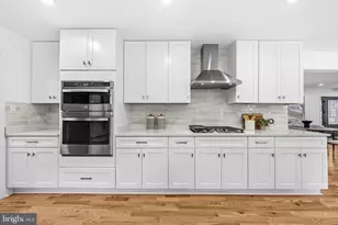 9828 Watts Branch Dr, Rockville, MD 20850 - Photo 12