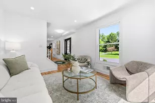 9828 Watts Branch Dr, Rockville, MD 20850 - Photo 4