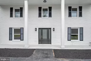 9828 Watts Branch Dr, Rockville, MD 20850 - Photo 2