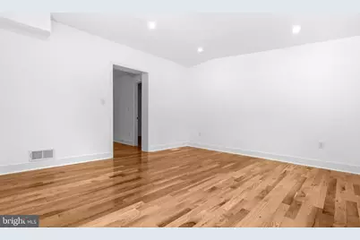 9828 Watts Branch Drive, Rockville, MD 20850 - Photo 22