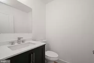 9828 Watts Branch Dr, Rockville, MD 20850 - Photo 22