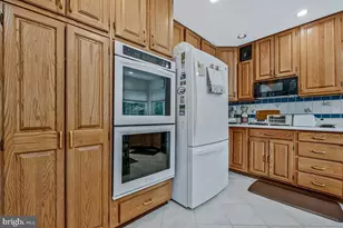 22 Bannister Ct, Gaithersburg, MD 20879 - Photo 16