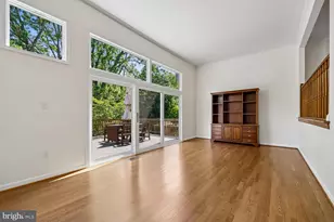 532 Monet Dr, Rockville, MD 20850 - Photo 2