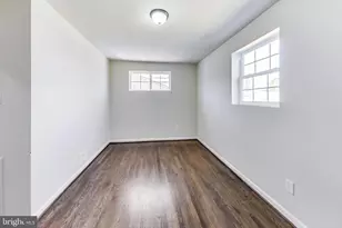 4617 Creek Shore Dr, Rockville, MD 20852 - Photo 12