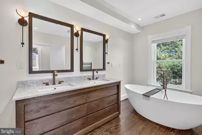 4701 Cumberland Avenue, Chevy Chase, MD 20815 - Photo 8