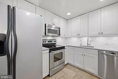 9685 Brassie Way, Gaithersburg, MD 20886 - Photo 2