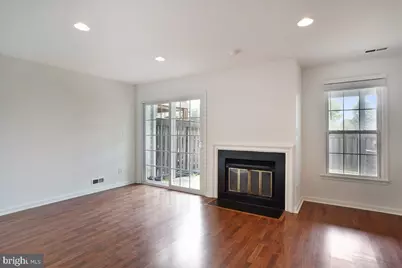 8830 Thomas Lea, Gaithersburg, MD 20886 - Photo 28