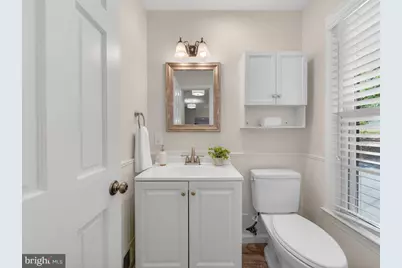 12628 Saint James Road, Rockville, MD 20850 - Photo 4