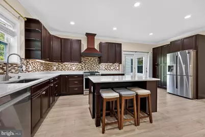 15108 Winesap Dr, North Potomac, MD 20878 - Photo 2