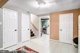 18820 Sky Blue Cir, Germantown, MD 20874 - Photo 12