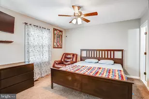 18820 Sky Blue Cir, Germantown, MD 20874 - Photo 16
