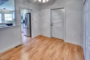 6912 Oakridge Ave, Chevy Chase, MD 20815 - Photo 12