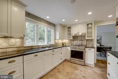 1112 Fallsmead Way, Potomac, MD 20854 - Photo 14