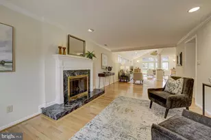 1112 Fallsmead Way, Potomac, MD 20854 - Photo 10