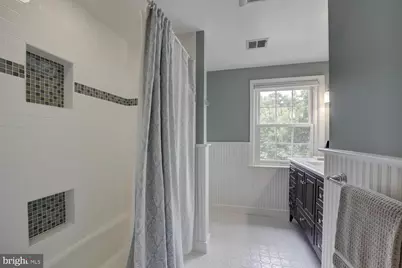 1112 Fallsmead Way, Potomac, MD 20854 - Photo 32