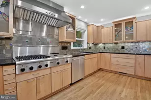 13601 Valley Dr, Rockville, MD 20850 - Photo 6