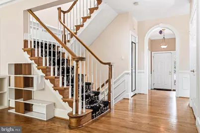 8015 Quarry Ridge Way, Bethesda, MD 20817 - Photo 6