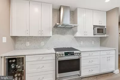 9228 Farnsworth Drive, Potomac, MD 20854 - Photo 14