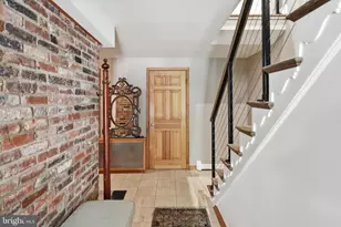 9228 Farnsworth Dr, Potomac, MD 20854 - Photo 30