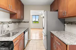 4 Monroe St, Rockville, MD 20850 - Photo 16