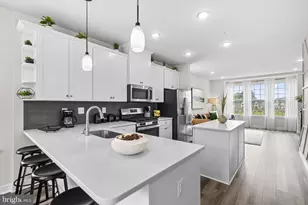 9437 Oak Grv Ln, Montgomery Village, MD 20886 - Photo 14