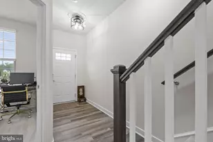 9437 Oak Grv Ln, Montgomery Village, MD 20886 - Photo 34