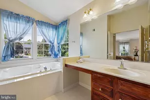 1 Chagall Ct, North Potomac, MD 20878 - Photo 34