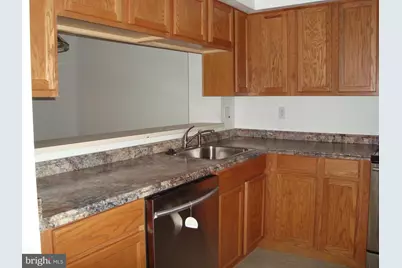 18704 Caledonia Court #B, Germantown, MD 20874 - Photo 12