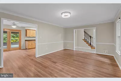 16632 S Westland Drive, Gaithersburg, MD 20877 - Photo 8