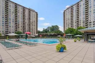 5225 Pooks Hill Rd, Bethesda, MD 20814 - Photo 34