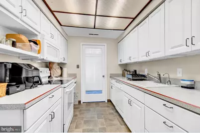 15200 Hyde Park Drive #36-A, Silver Spring, MD 20906 - Photo 8