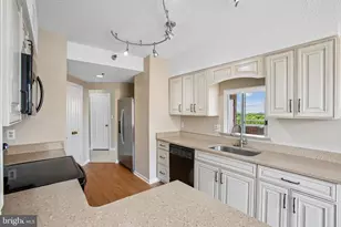 5800 Nicholson Ln, Rockville, MD 20852 - Photo 14
