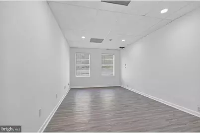 8607 2nd Avenue #305-A, Silver Spring, MD 20910 - Photo 2