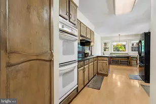 13925 Shannon Dr, Silver Spring, MD 20904 - Photo 6