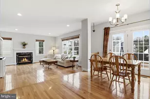 11418 Tall Forest Cir, Germantown, MD 20876 - Photo 12