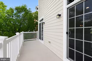 19417 Dover Cliffs Cir, Germantown, MD 20874 - Photo 8