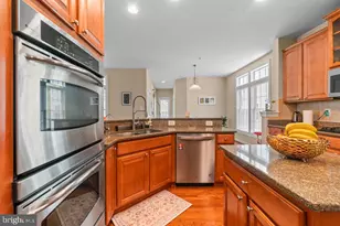 23237 Robin Song Dr, Clarksburg, MD 20871 - Photo 16