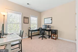 23237 Robin Song Dr, Clarksburg, MD 20871 - Photo 32