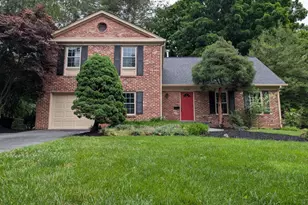 9628 Whetstone Dr, Gaithersburg, MD 20886 - Photo 10