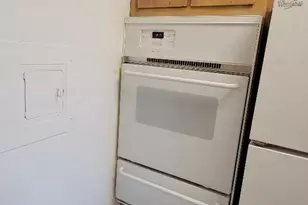 10401 Grosvenor Pl, Rockville, MD 20852 - Photo 8