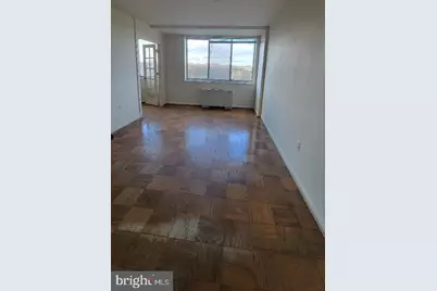 10401 Grosvenor Place #1308, Rockville, MD 20852 - Photo 2