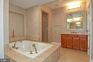 12525 Linda View Ln, Potomac, MD 20854 - Photo 52