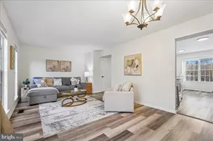13410 Country Ridge Dr, Germantown, MD 20874 - Photo 4